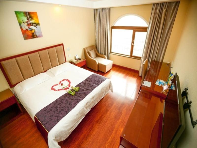 Greentree Inn Shandong Qingdao Wuyishan Road Jiashike Shopping Center Business Hotel Eksteriør bilde