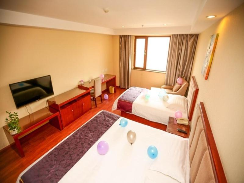 Greentree Inn Shandong Qingdao Wuyishan Road Jiashike Shopping Center Business Hotel Eksteriør bilde
