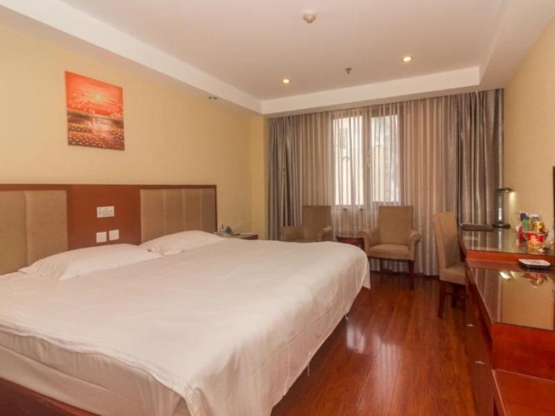 Greentree Inn Shandong Qingdao Wuyishan Road Jiashike Shopping Center Business Hotel Eksteriør bilde