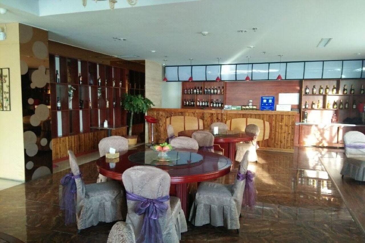Greentree Inn Shandong Qingdao Wuyishan Road Jiashike Shopping Center Business Hotel Eksteriør bilde