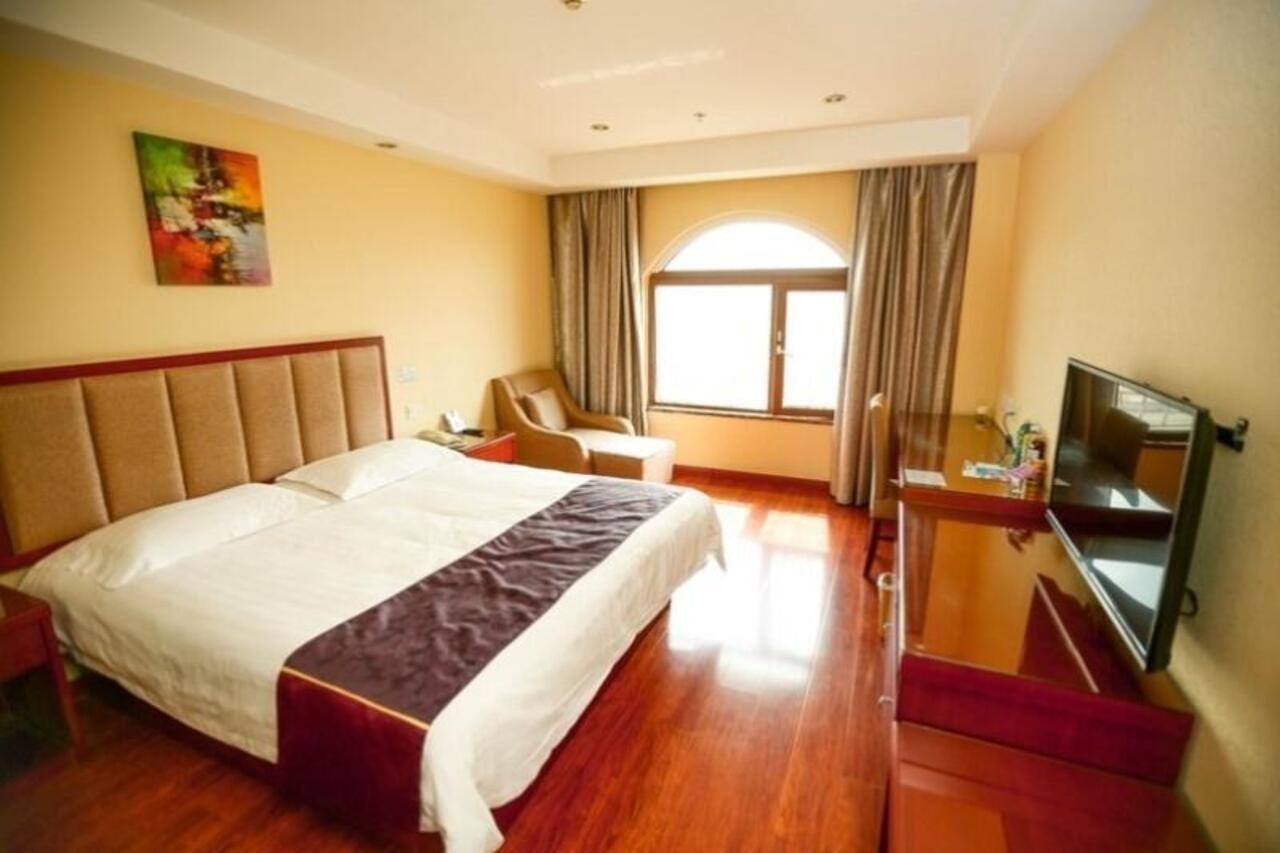 Greentree Inn Shandong Qingdao Wuyishan Road Jiashike Shopping Center Business Hotel Eksteriør bilde