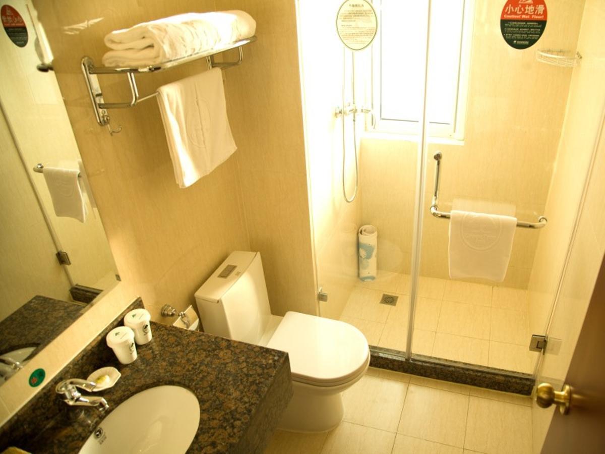 Greentree Inn Shandong Qingdao Wuyishan Road Jiashike Shopping Center Business Hotel Eksteriør bilde